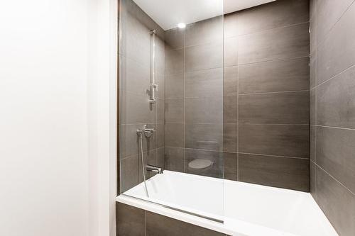 Bathroom - 603-112 Ch. De La Pointe-Nord, Montréal (Verdun/Île-Des-Soeurs), QC - Indoor Photo Showing Bathroom