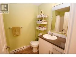 4pc bathroom in suite - 