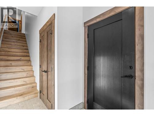 7000 Mcgillivray Lake Drive Unit# 13, Sun Peaks, BC - Indoor Photo Showing Other Room