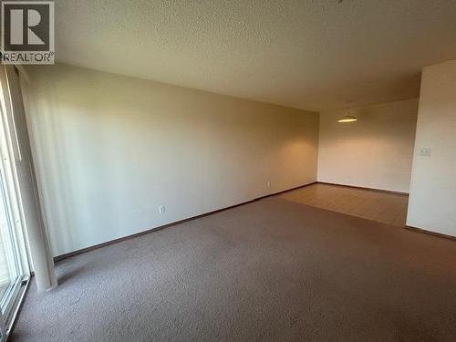 402 8507 86 Street, Fort St. John, BC - Indoor Photo Showing Other Room