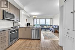 1609 - 9608 YONGE STREET  Richmond Hill, ON L4C 1V6