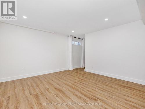 1913 Tweed Avenue, Ottawa, ON 