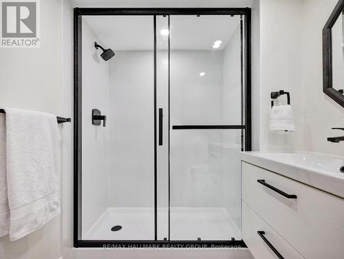 1913 Tweed Avenue, Ottawa, ON 