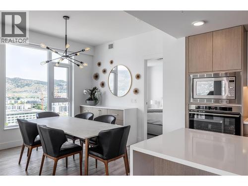 1588 Ellis Street Unit# 2009, Kelowna, BC - Indoor Photo Showing Dining Room