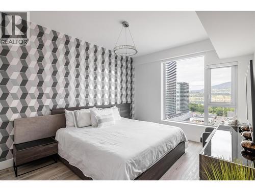 1588 Ellis Street Unit# 2009, Kelowna, BC - Indoor Photo Showing Bedroom