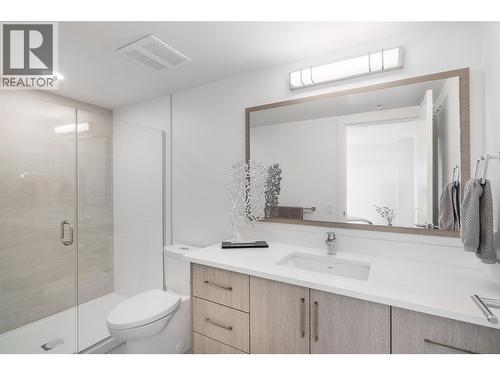 1588 Ellis Street Unit# 2009, Kelowna, BC - Indoor Photo Showing Bathroom