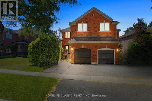 46 OCTOBER LANE  Aurora, ON L4G 6Z9