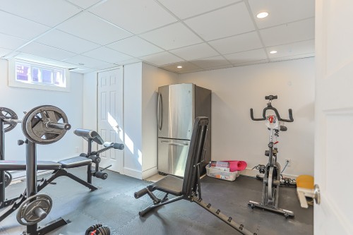 Bedroom - 600 Rue Yvon, Saint-Jean-Sur-Richelieu, QC - Indoor Photo Showing Gym Room