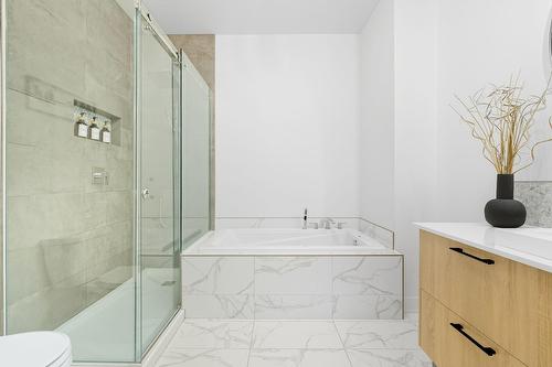 Salle de bains - 306-3675 Rue Roland-Marquette, Longueuil (Saint-Hubert), QC - Indoor Photo Showing Bathroom