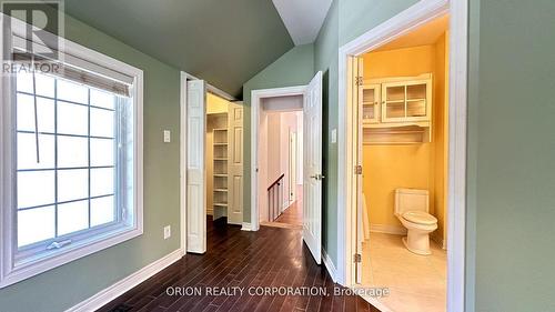 20 Holgate Street, Barrie, ON - Indoor