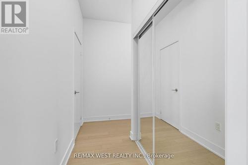 702 - 20 Shore Breeze Drive, Toronto, ON - Indoor Photo Showing Other Room