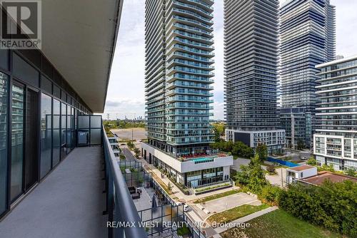 702 - 20 Shore Breeze Drive, Toronto, ON - Outdoor With Facade