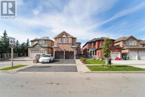 525 Driftcurrent Drive, Mississauga, ON - Outdoor With Facade