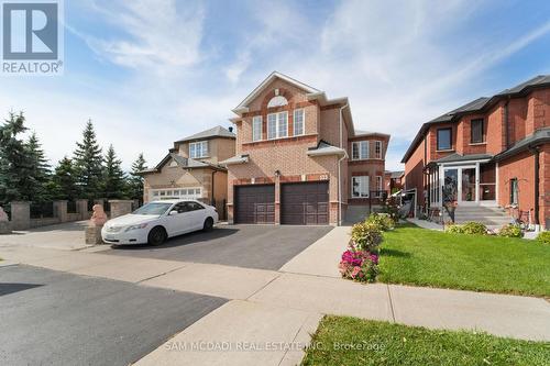 525 Driftcurrent Drive, Mississauga, ON - Outdoor With Facade