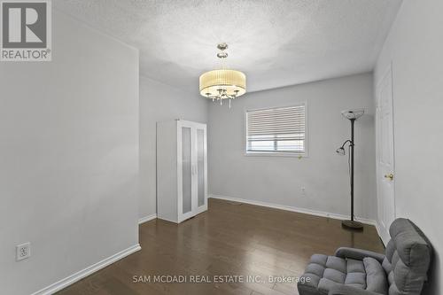 525 Driftcurrent Drive, Mississauga, ON - Indoor Photo Showing Other Room