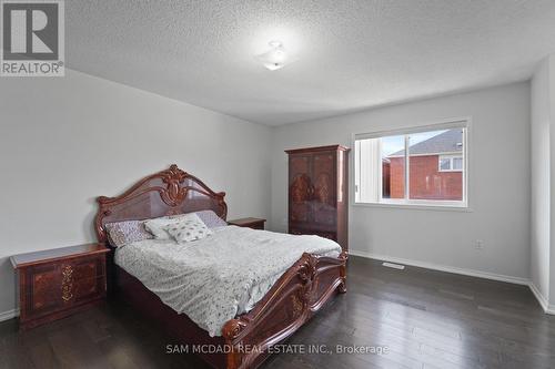 525 Driftcurrent Drive, Mississauga, ON - Indoor Photo Showing Bedroom
