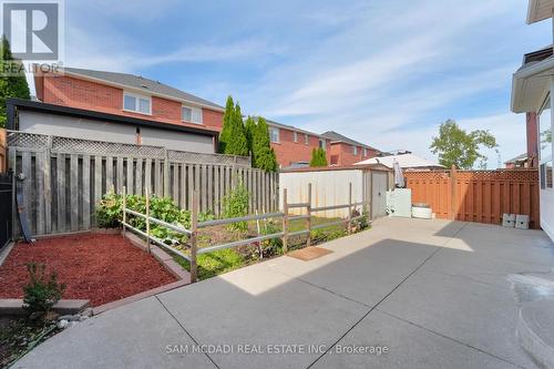 525 Driftcurrent Drive, Mississauga, ON - Outdoor With Exterior