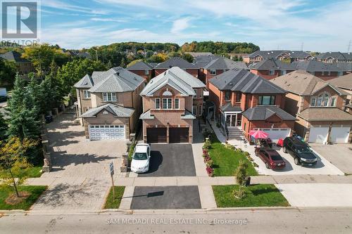 525 Driftcurrent Drive, Mississauga, ON - Outdoor With Facade