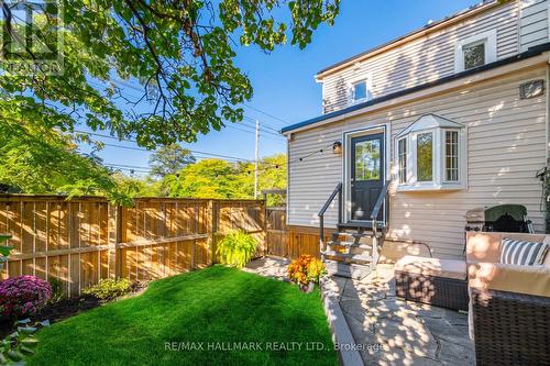 1 Heyworth Crescent, Toronto, ON - Outdoor