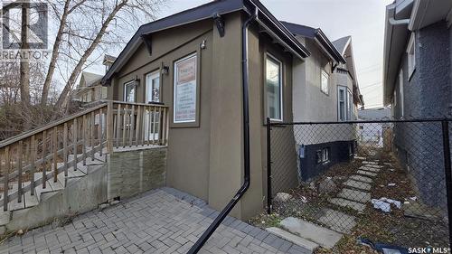 1535 Victoria Avenue, Regina, SK - Outdoor With Exterior