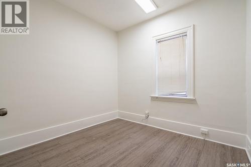 1535 Victoria Avenue, Regina, SK - Indoor Photo Showing Other Room