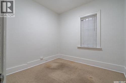 1535 Victoria Avenue, Regina, SK - Indoor Photo Showing Other Room