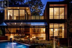 7 WAXWING PLACE  Toronto, ON M3C 1N5