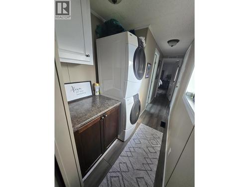 6 602 Elm Street, Quesnel, BC - Indoor Photo Showing Laundry Room