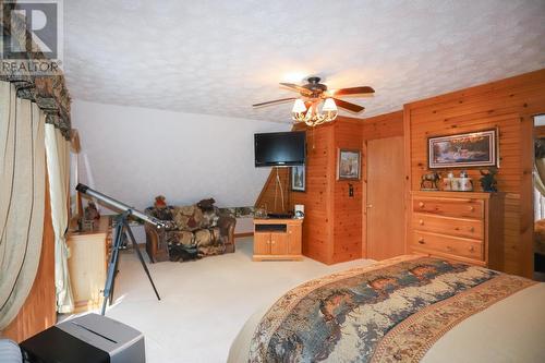 281 Beaton Rd, Iron Bridge, ON - Indoor