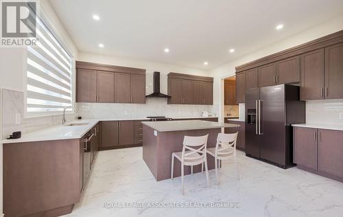 55 Raspberry Ridge Avenue, Caledon, ON - Indoor Photo Showing Kitchen With Stainless Steel Kitchen With Upgraded Kitchen