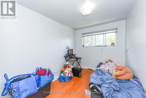 3442 Laddie Crescent, Mississauga, ON - Indoor Photo Showing Bedroom