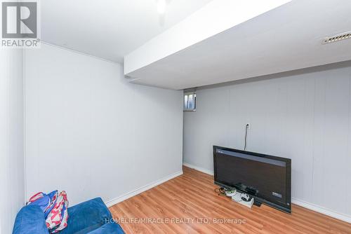 3442 Laddie Crescent, Mississauga, ON - Indoor