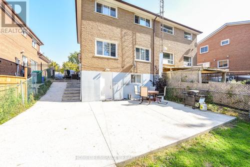 3442 Laddie Crescent, Mississauga, ON - Outdoor With Exterior