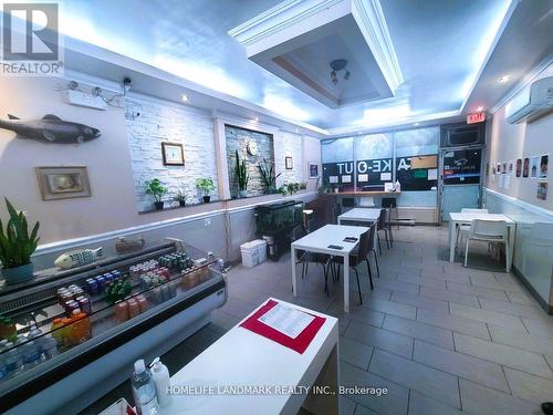 941 Lakeshore Road E, Mississauga, ON 