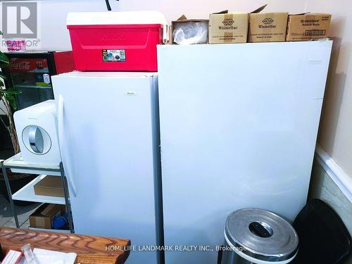 941 Lakeshore Road E, Mississauga, ON 