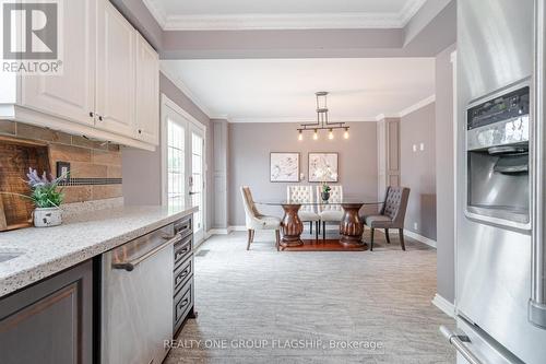 7267 Windbreak Court, Mississauga, ON - Indoor