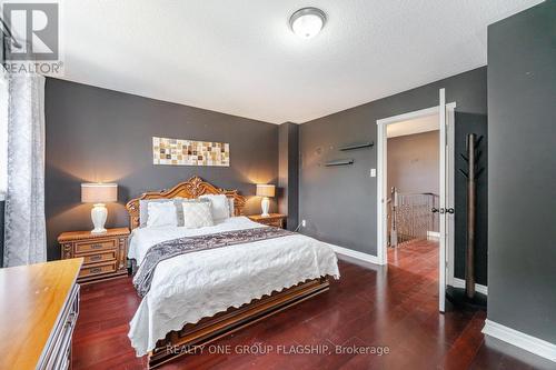 7267 Windbreak Court, Mississauga, ON - Indoor Photo Showing Bedroom