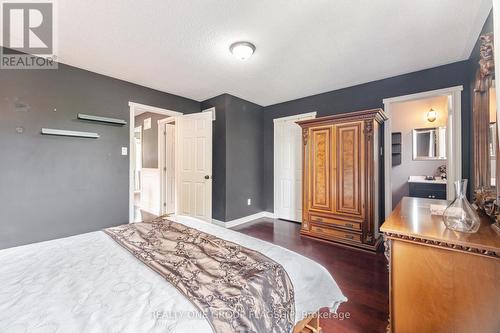 7267 Windbreak Court, Mississauga, ON - Indoor Photo Showing Bedroom