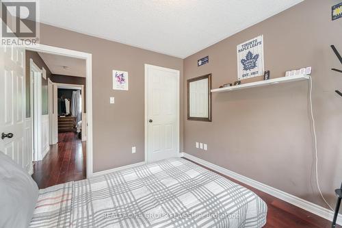 7267 Windbreak Court, Mississauga, ON - Indoor