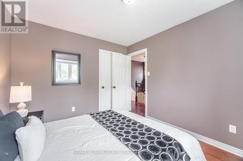 7267 Windbreak Court, Mississauga, ON - Indoor Photo Showing Bedroom