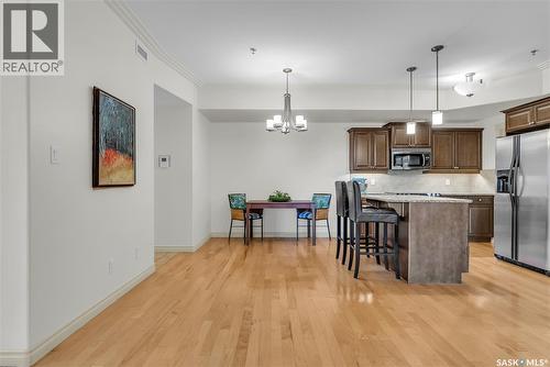 135 623 Saskatchewan Crescent W, Saskatoon, SK - Indoor Photo Showing Kitchen