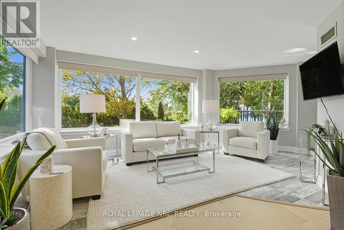 Sunroom with heated floors - 2206 - 701 Geneva Street, St. Catharines (Lakeshore), ON - Indoor Photo Showing Living Room