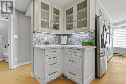 Coffee station - 2206 - 701 Geneva Street, St. Catharines (Lakeshore), ON - Indoor Photo Showing Kitchen