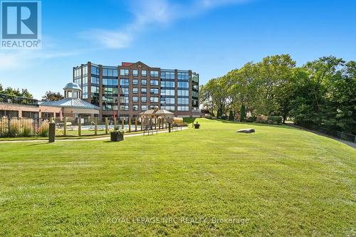 Beachview Place grounds - 2206 - 701 Geneva Street, St. Catharines (Lakeshore), ON - Outdoor