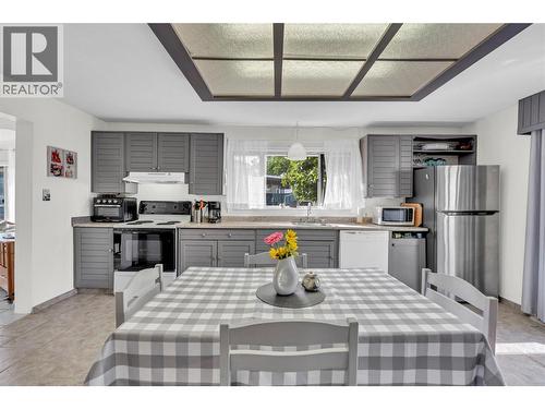 573 Jermyn Avenue, Penticton, BC - Indoor Photo Showing Dining Room