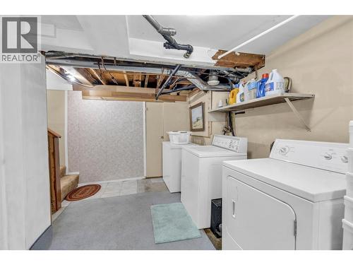 573 Jermyn Avenue, Penticton, BC - Indoor Photo Showing Laundry Room
