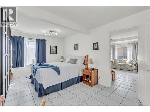 573 Jermyn Avenue, Penticton, BC - Indoor Photo Showing Bedroom