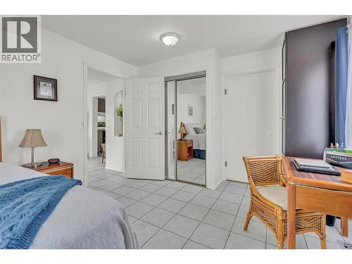 573 Jermyn Avenue, Penticton, BC - Indoor Photo Showing Bedroom