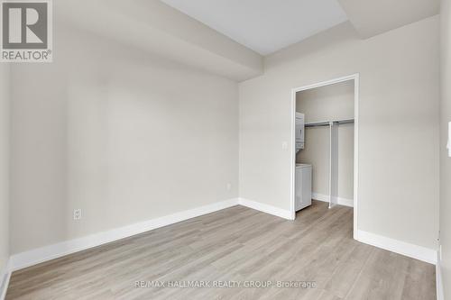 210 - 180 York Street, Ottawa, ON - Indoor Photo Showing Other Room