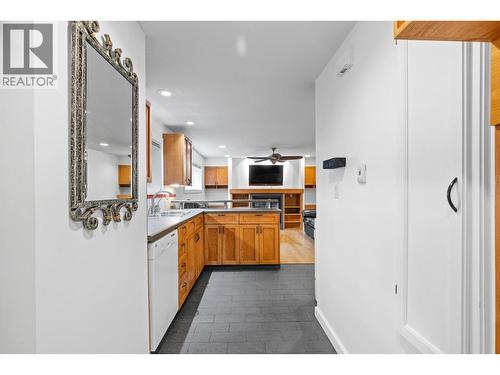 230 Cypress Drive, Coldstream, BC - Indoor